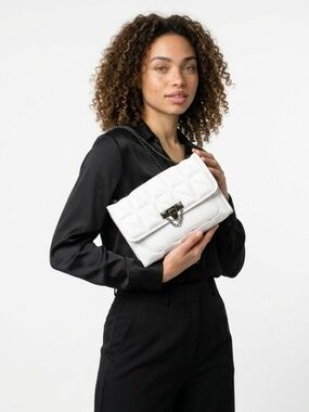 SHEIN White Quilted Chain Crossbody Bag